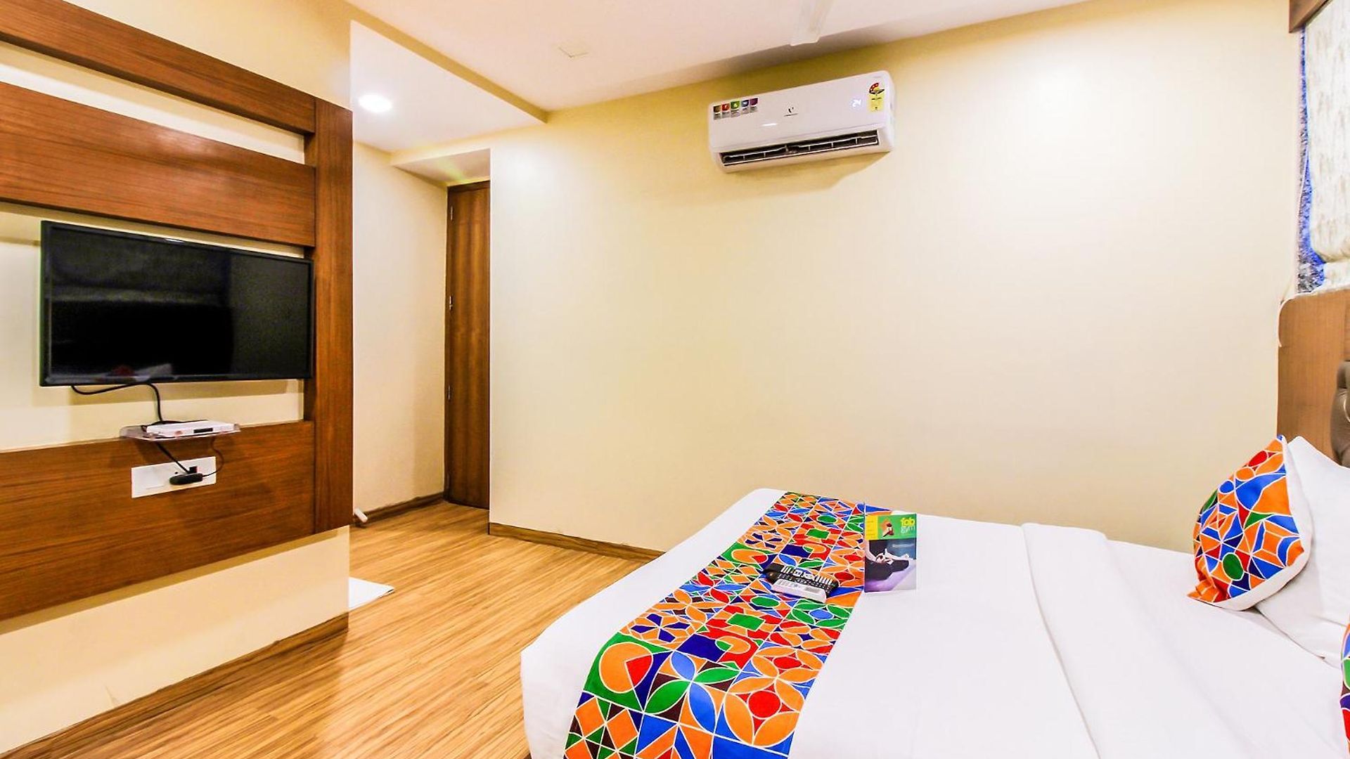 Via Arton Hotel 3*