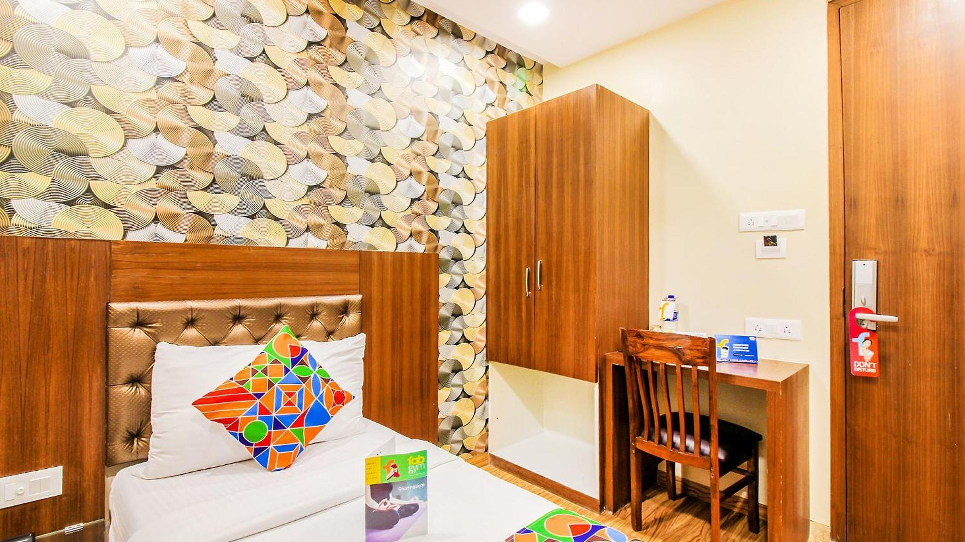 Via Arton Hotel 3*