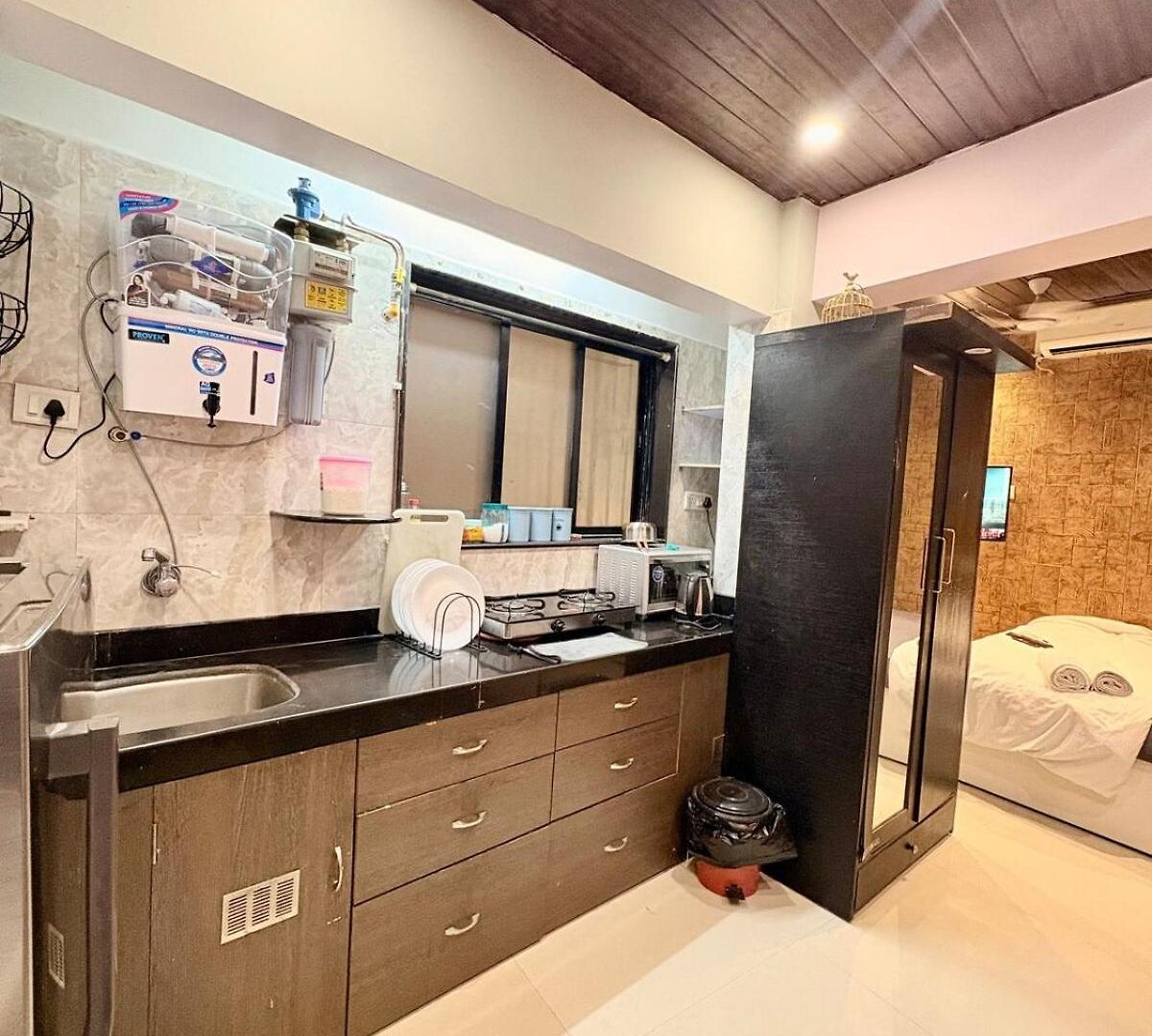Apartment 105 Bhamala House, Near Boojee Cafe, Kantwadi, Bandra West Mumbai