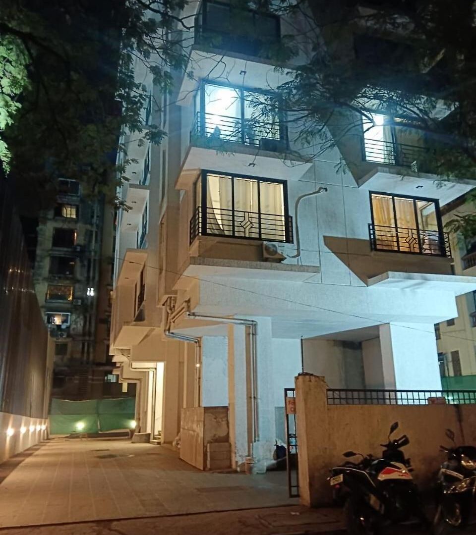 Modern 2 Bedroom Bandra Trendy Location Apartment