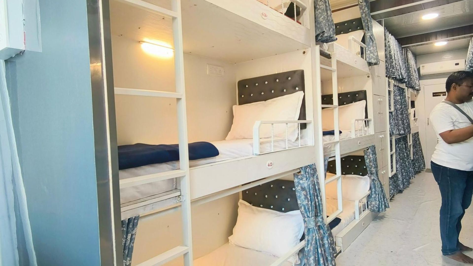 Guest house Marol Metro Mumbai