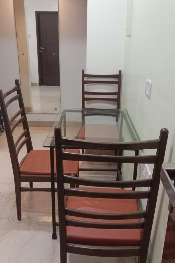 Apartment 2bhk With Pvt Decks Near Sea *