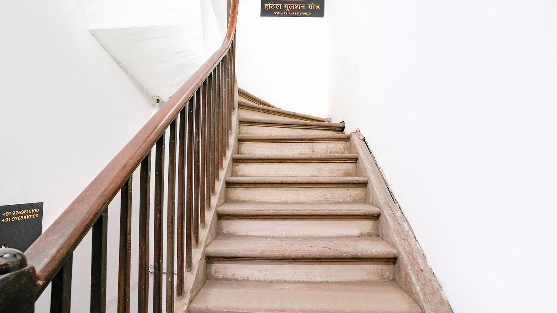 Hotel Via Gulshan Grand - Nr Gateway Of India 3*