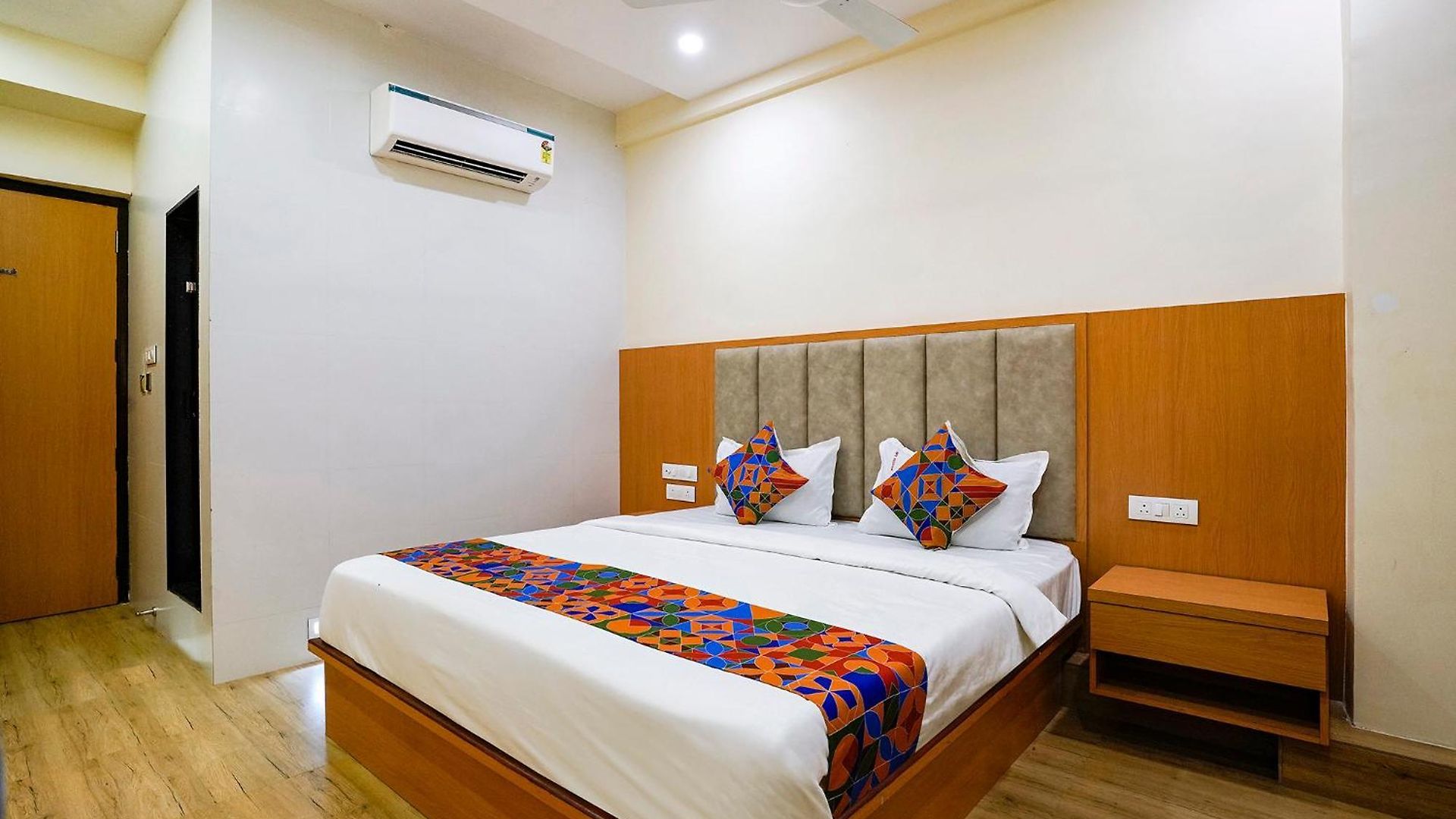 Fabhotel 7 Square - Nr Bkc Hotel Mumbai