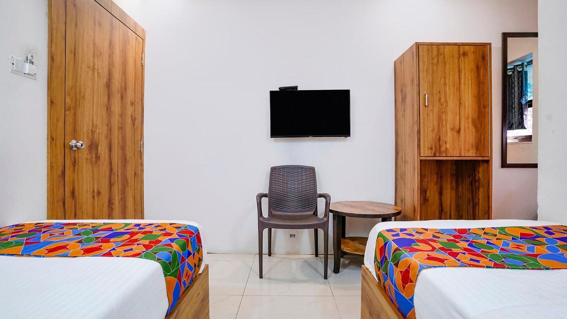 Fabhotel Shiv Leela Grand Hotel 3*