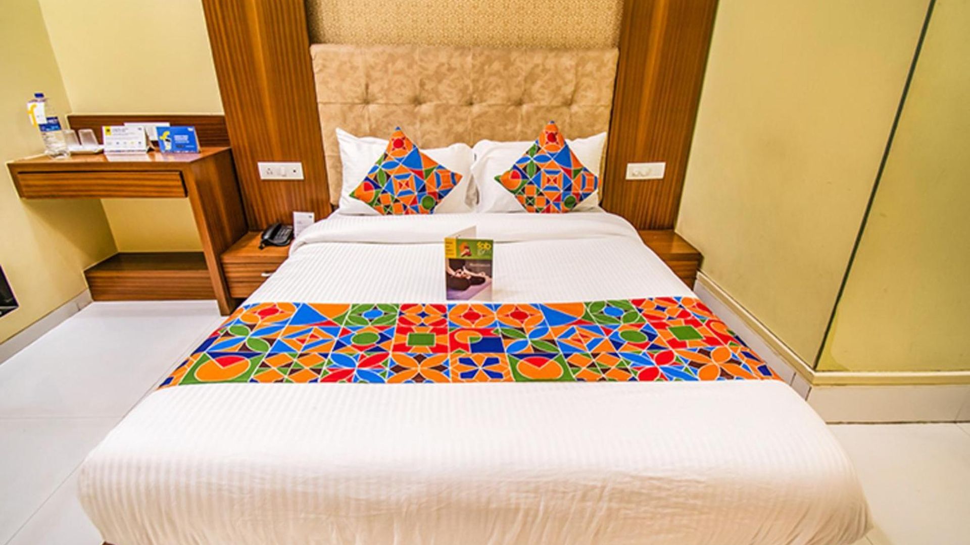 Hotel Fabhotel Seven Hills - Nr International Airport 3*
