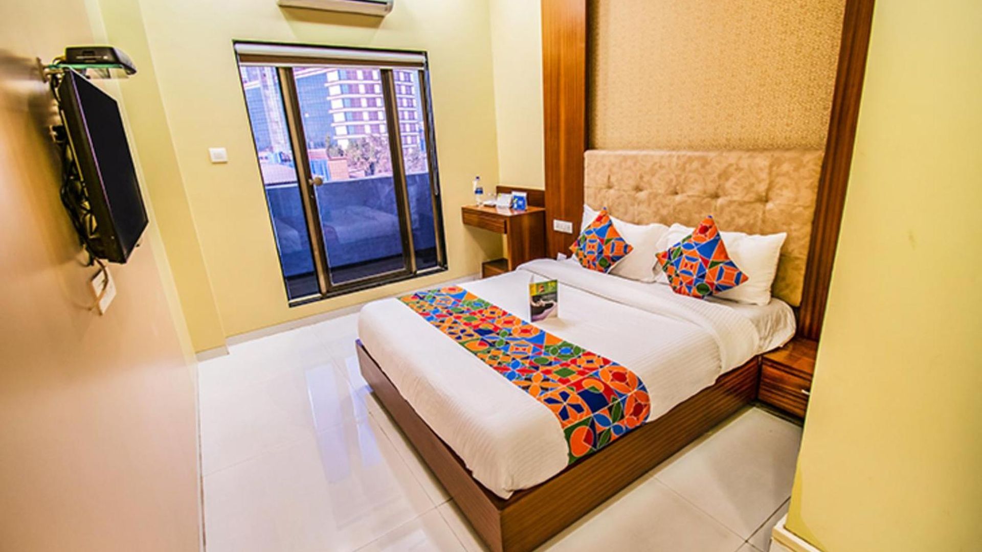 Fabhotel Seven Hills - Nr International Airport Hotel Mumbai