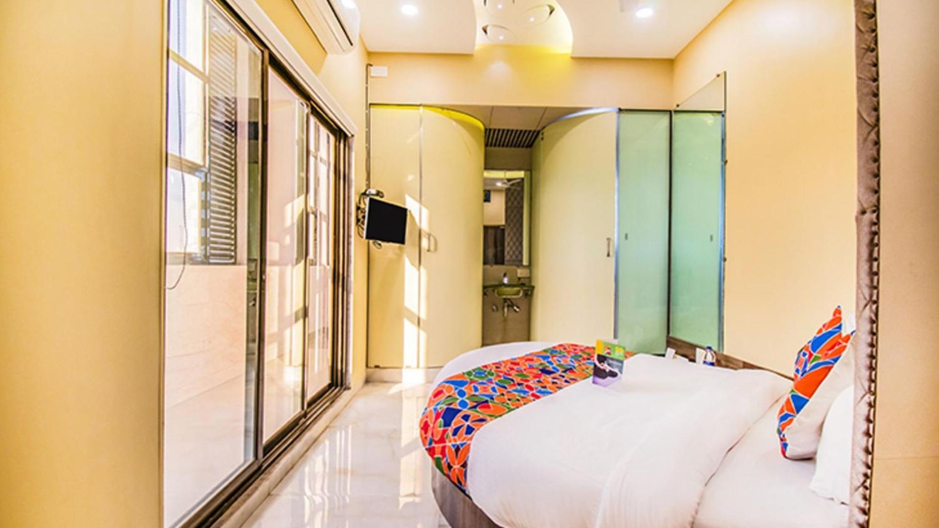 Fabhotel Seven Hills - Nr International Airport Hotel Mumbai