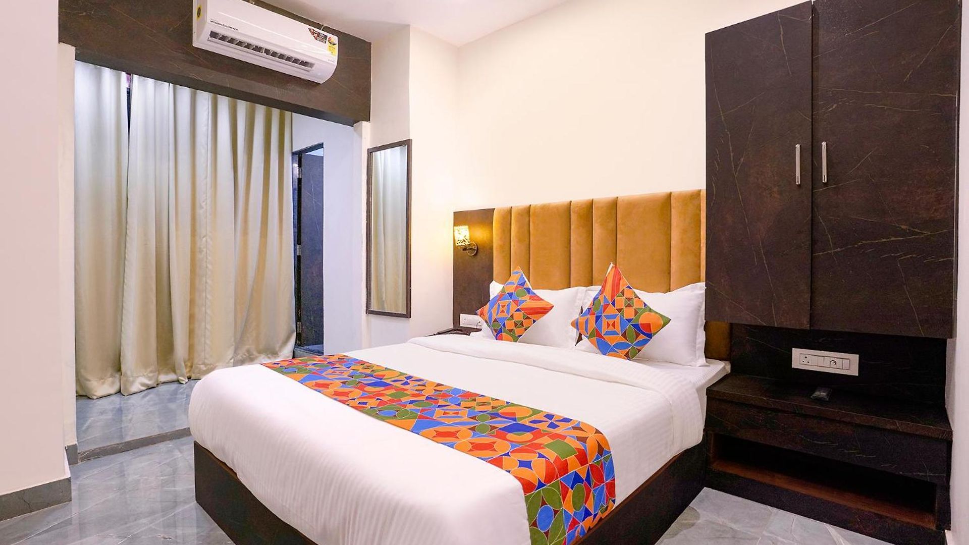 Fabhotel Gateway