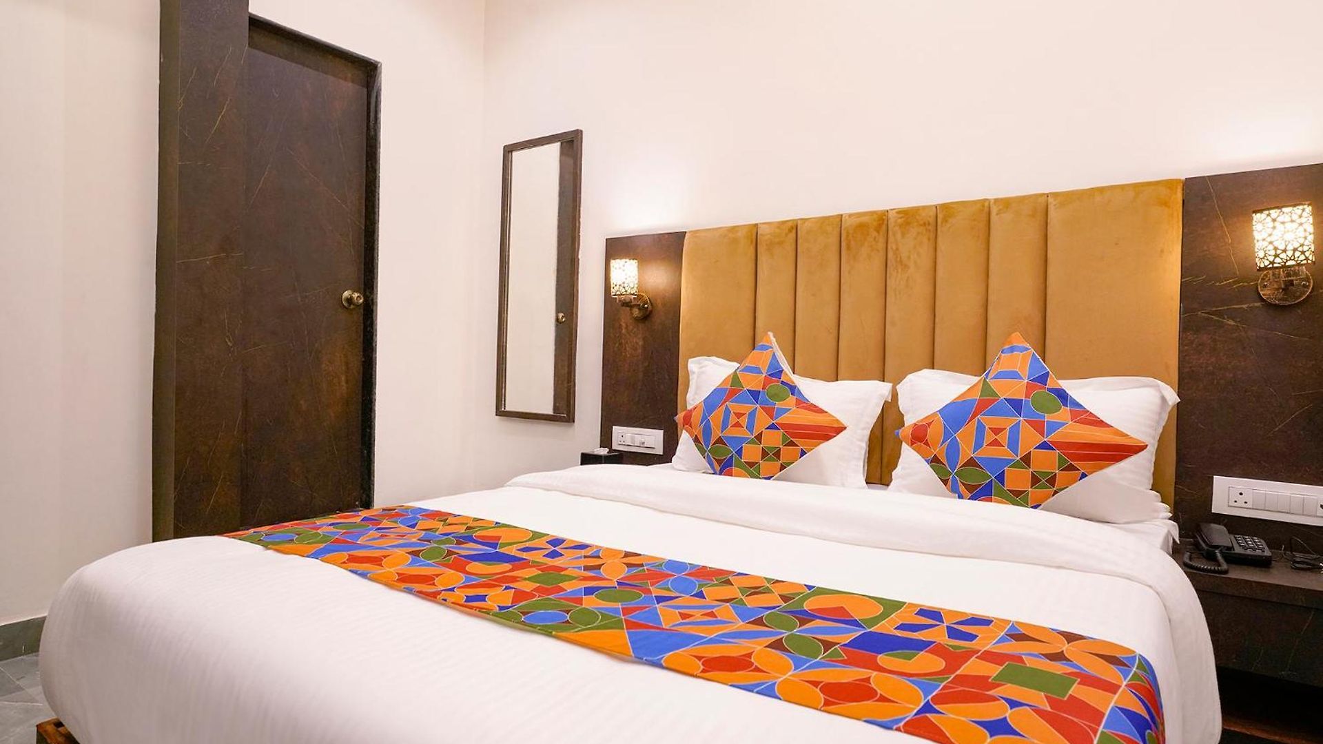 Hotel Fabhotel Gateway Mumbai