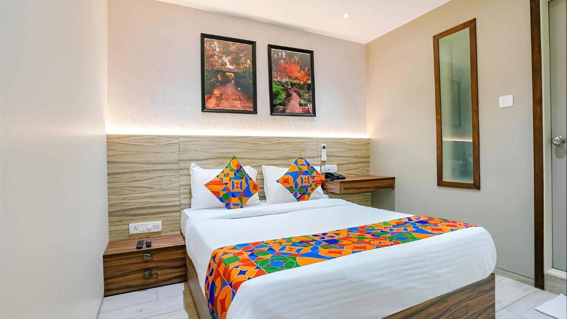 Guest house Glitz Dream Residency Nr Iit - Powai Mumbai