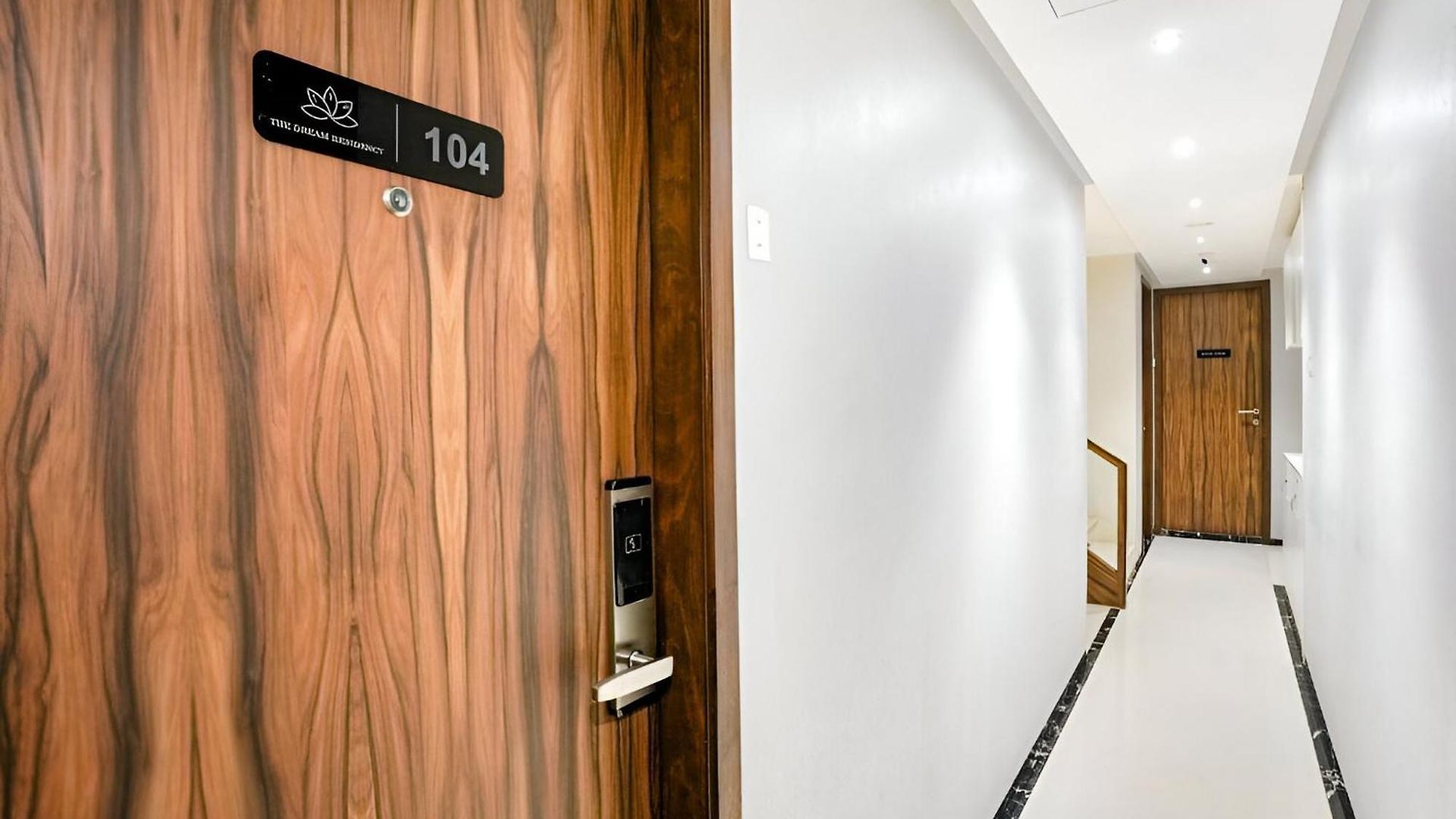 Glitz Dream Residency Nr Iit - Powai Guest house Mumbai
