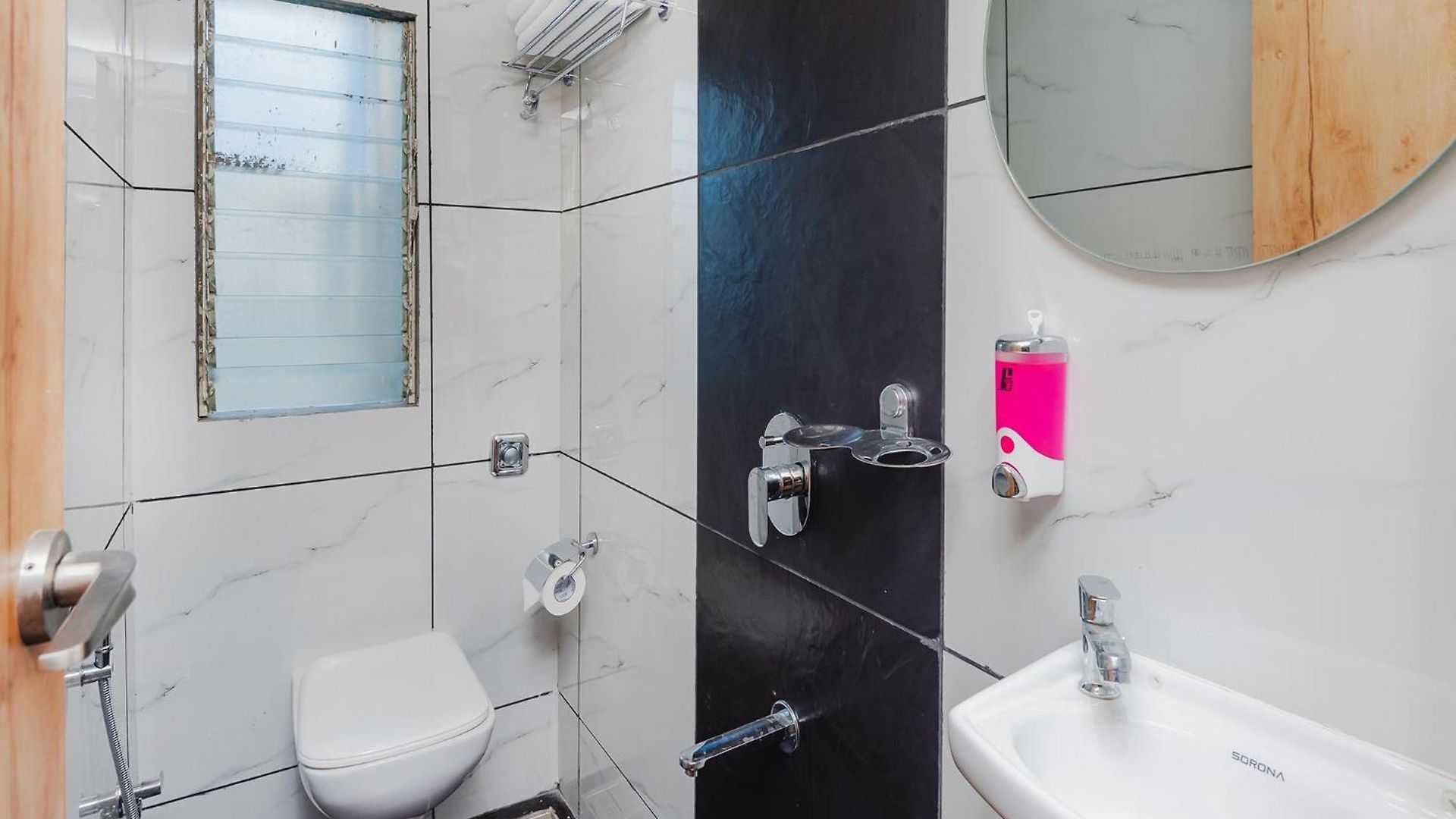 Fabhotel Airport Palace - Nr International Airport 3*