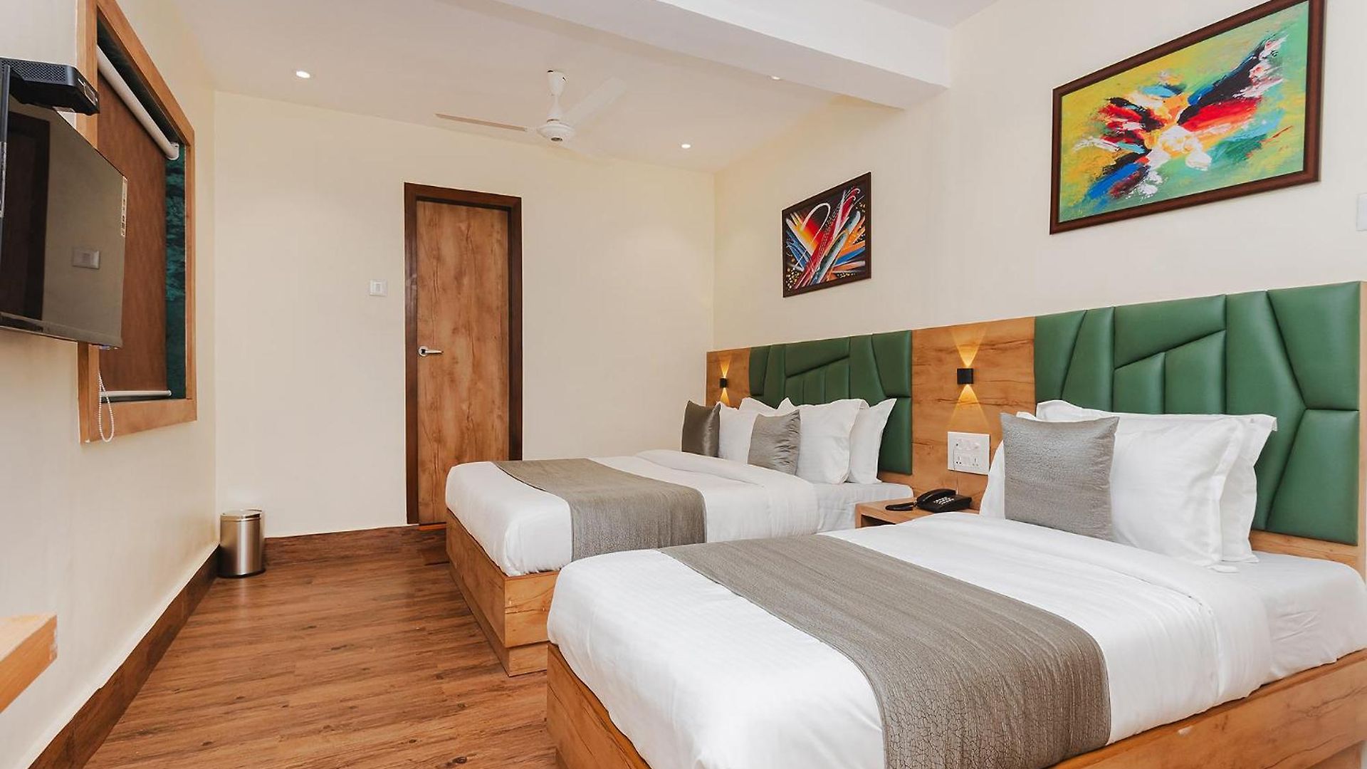 Fabhotel Airport Palace - Nr International Airport Hotel
