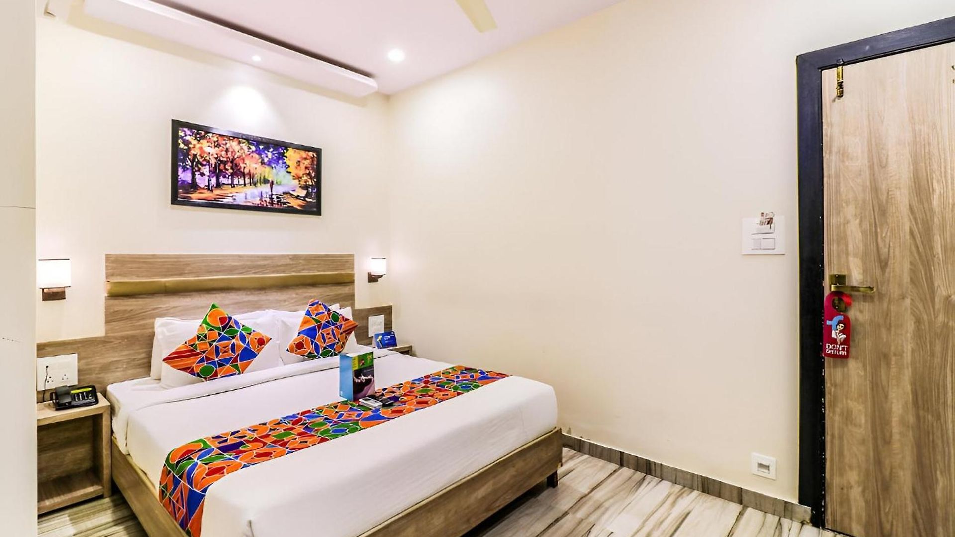 Guest house Glitz New United - Powai