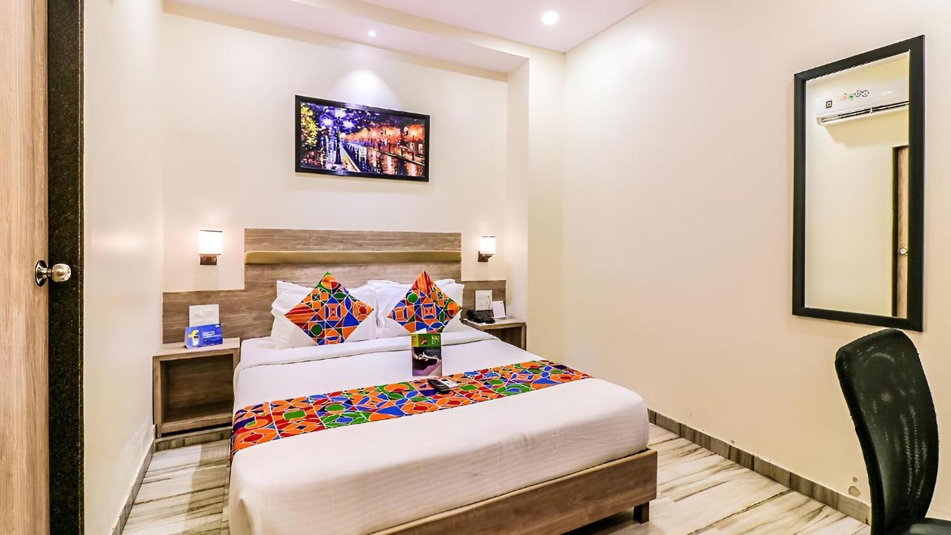 Glitz New United - Powai Mumbai