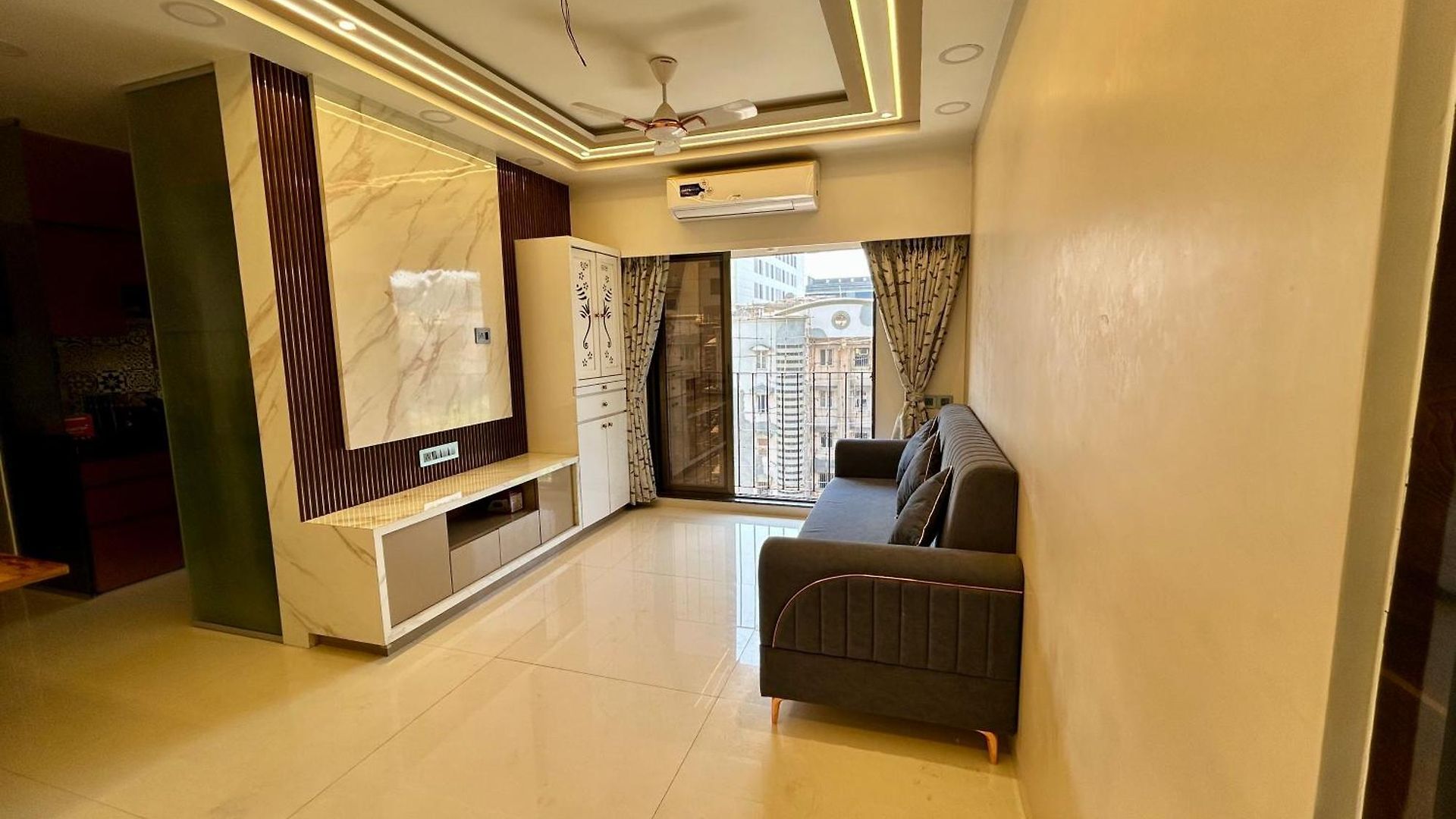Zenith Homes - Elite , Near Chhatrapati Shivaji Maharaj International Airport 3*