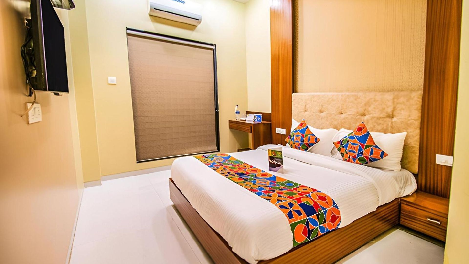 Glitz New Seven Hills - Nr International Airport Guest house