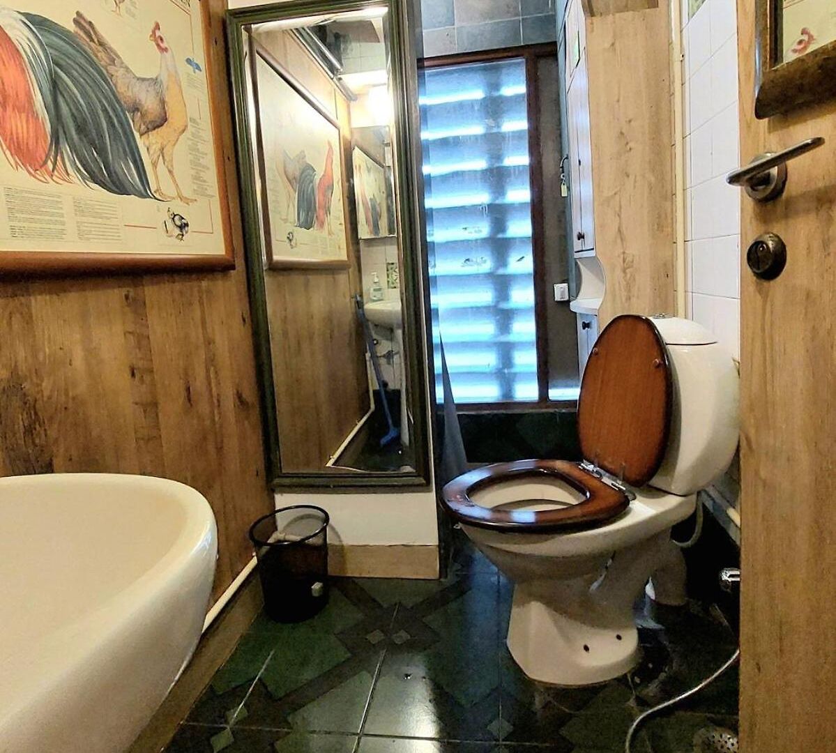 Cosy Artistic In Andheri H * Mumbai