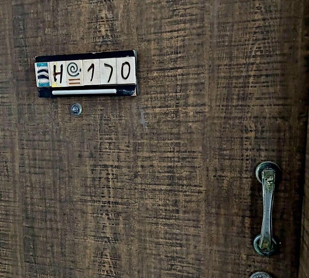 Cosy Artistic In Andheri H Apartment