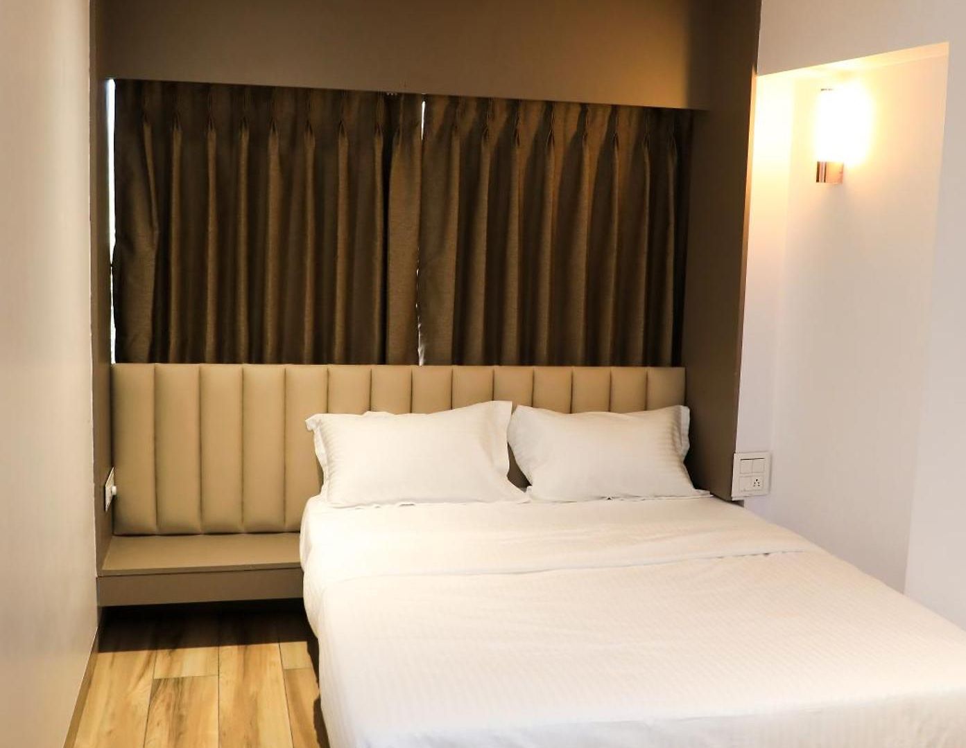 Apex & Hotel Mumbai