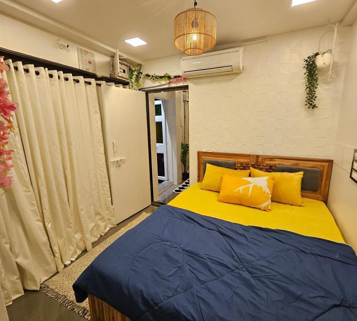 The Palihideaway- Hidden Gem In Pali Mala,bandra Mumbai