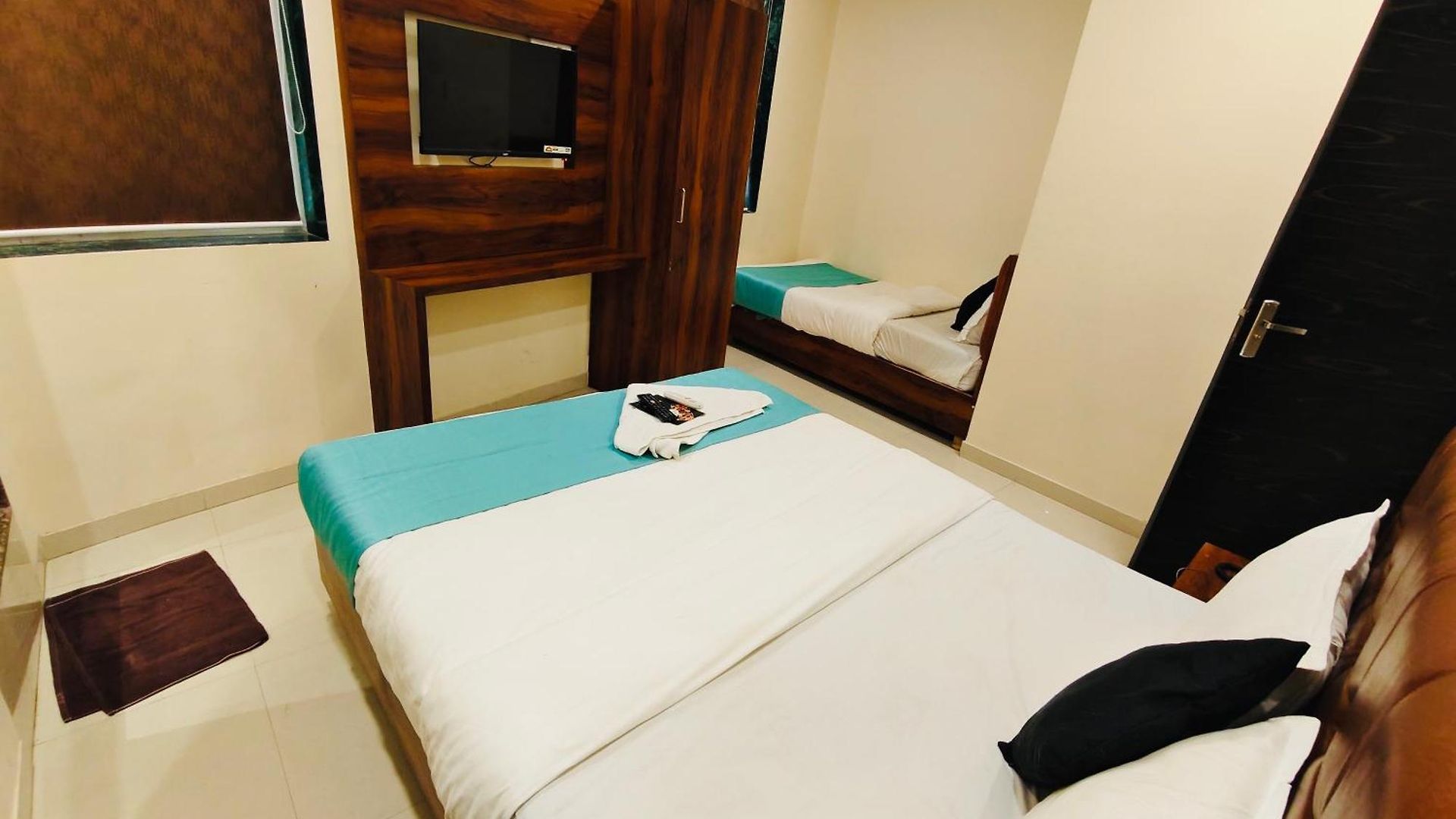 Lavender -10min-mumbai International Airport Hotel