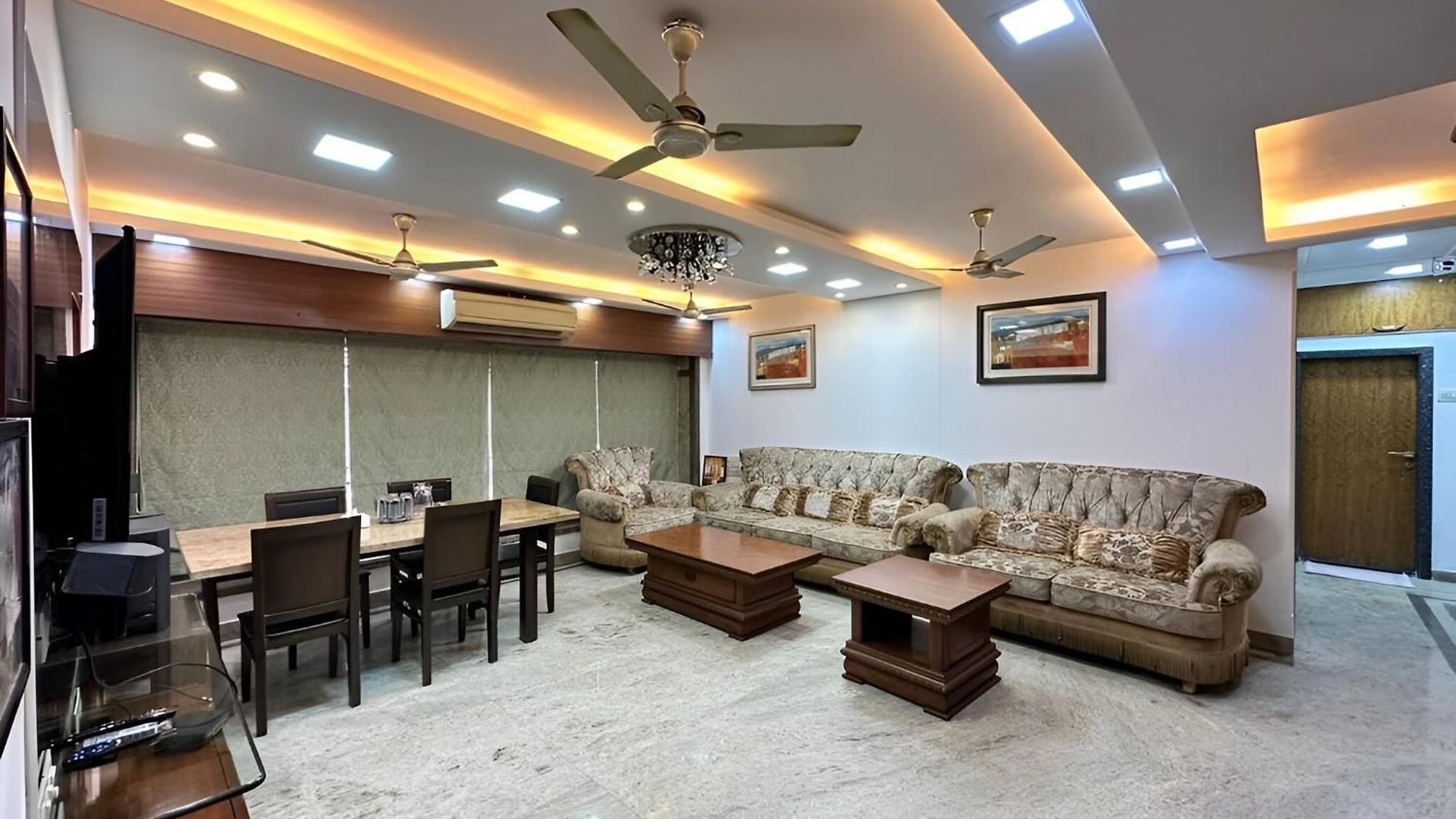 Apartment Retreats At Welcome In Santacruz, *