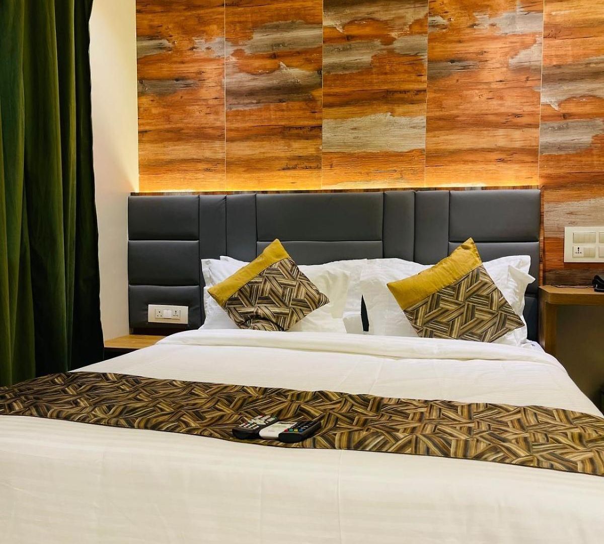 Amber Choice International Airport Hotel Mumbai