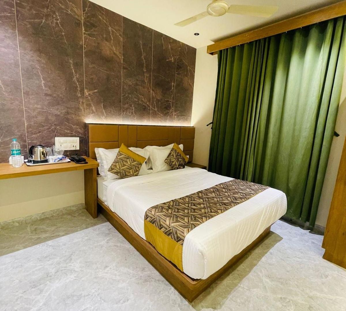 Amber Choice International Airport 3* Mumbai