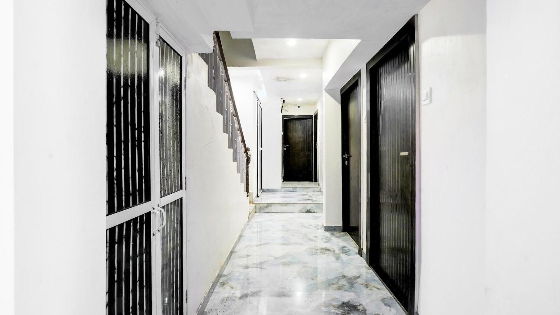 Collection O Goregaon Near Film Formerly Cupid Hotel 3*