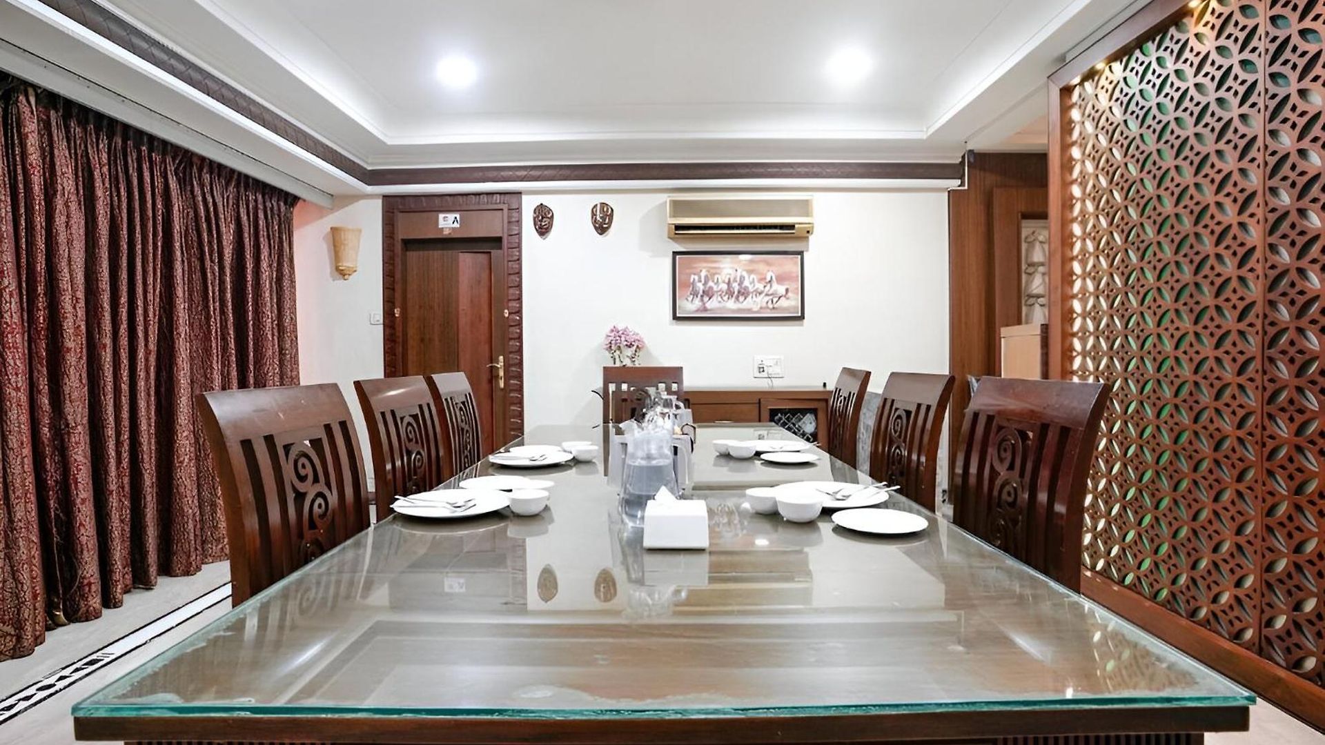 Apartment Retreats At Welcome Nr International Airport