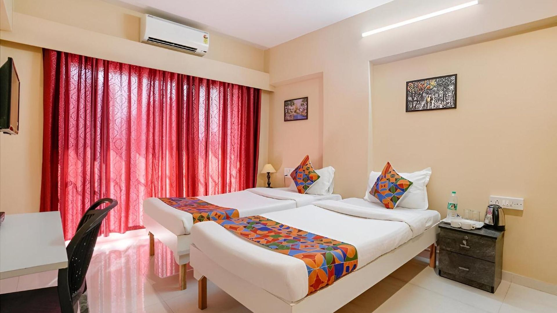 Retreats At Welcome Nr International Airport Apartment *