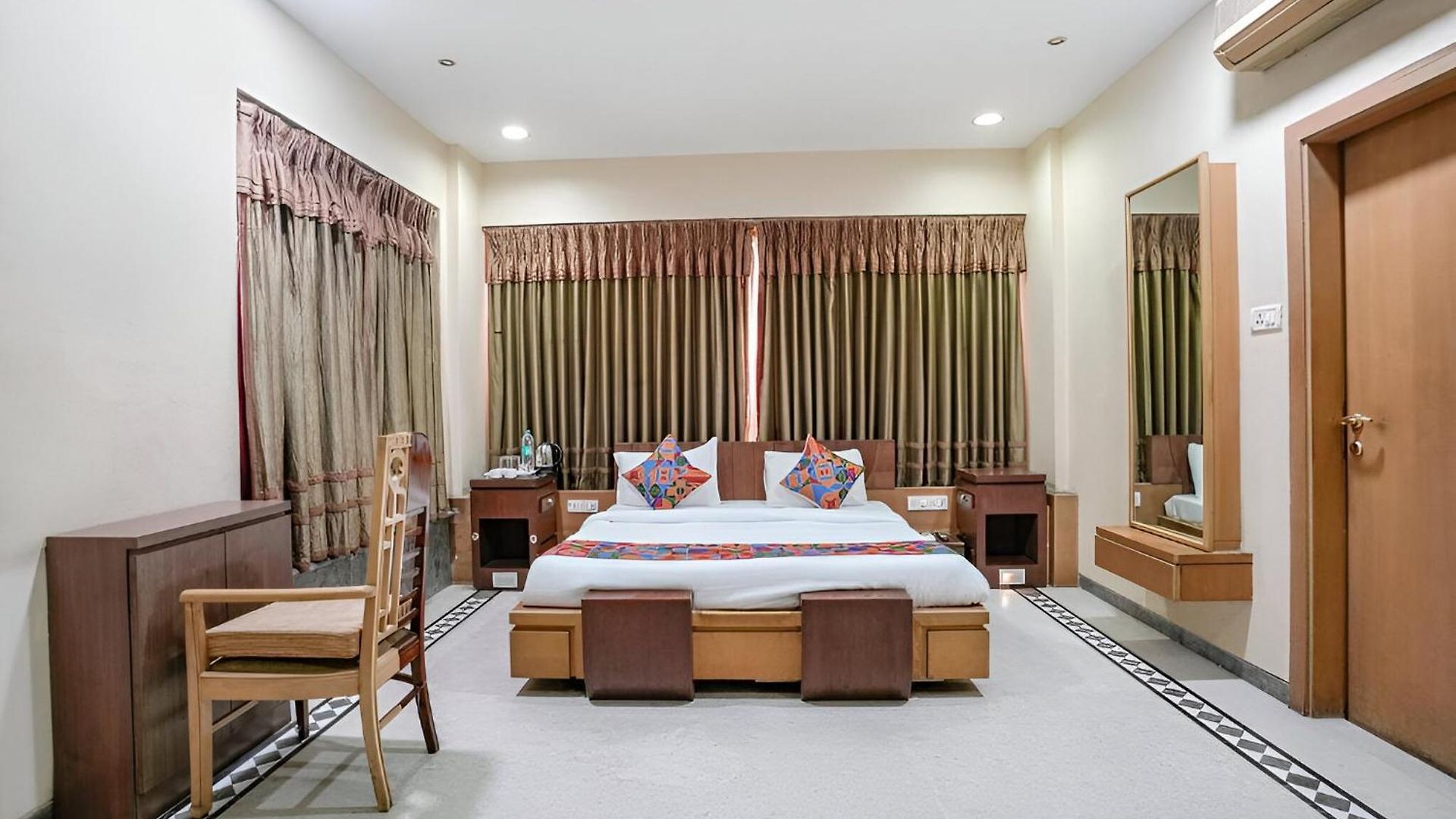 Retreats At Welcome Nr International Airport