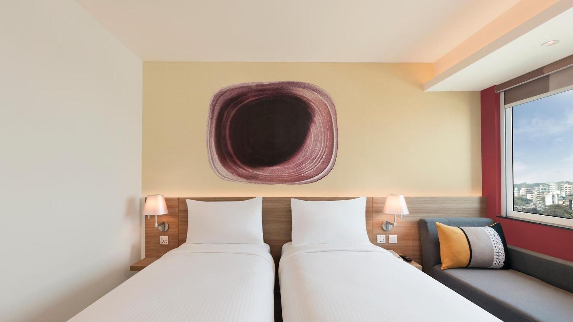 Ibis Bkc Hotel 4*