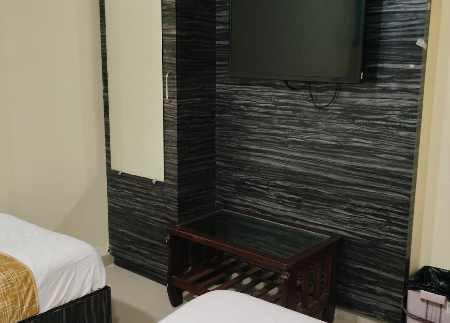 Hotel Crystal Park Near Nesco Exhibition Center