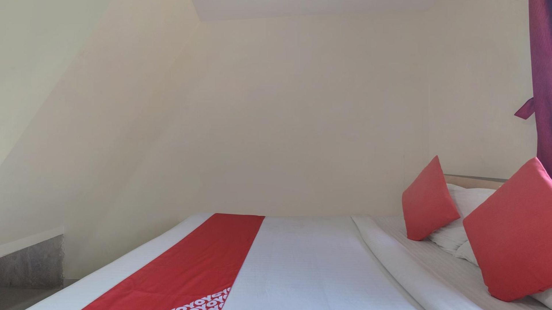 Hotel O By Oyo Ak Palace Near Chhatrapati Shivaji International Airport 3*