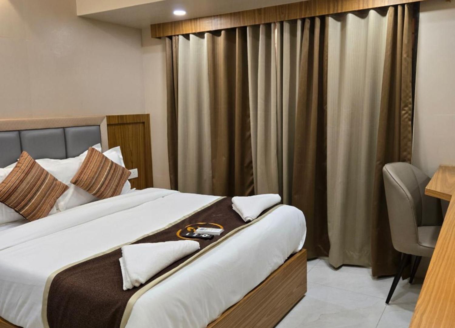 Hotel Galaxy Bkc Mumbai