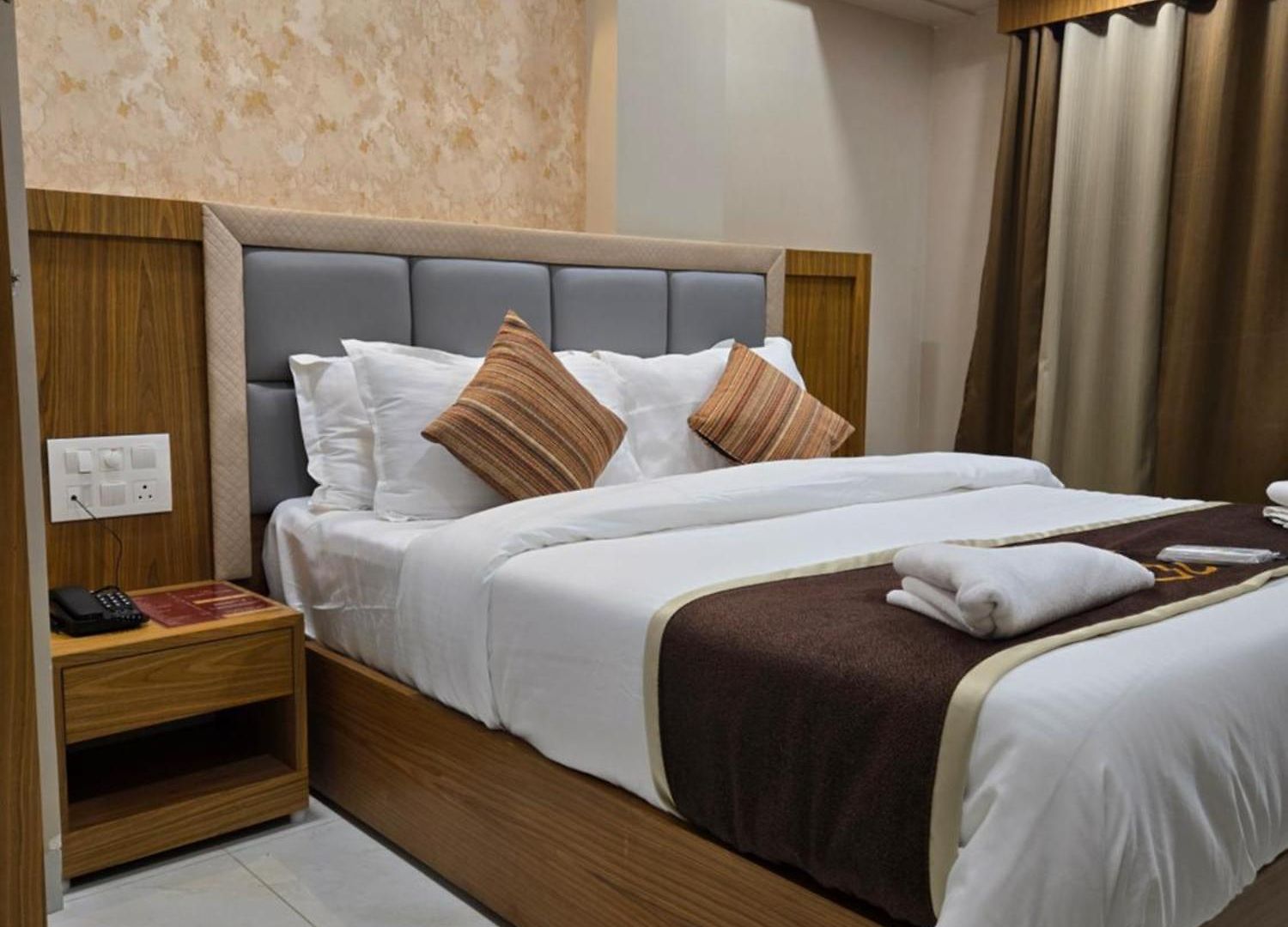 Galaxy Bkc Hotel