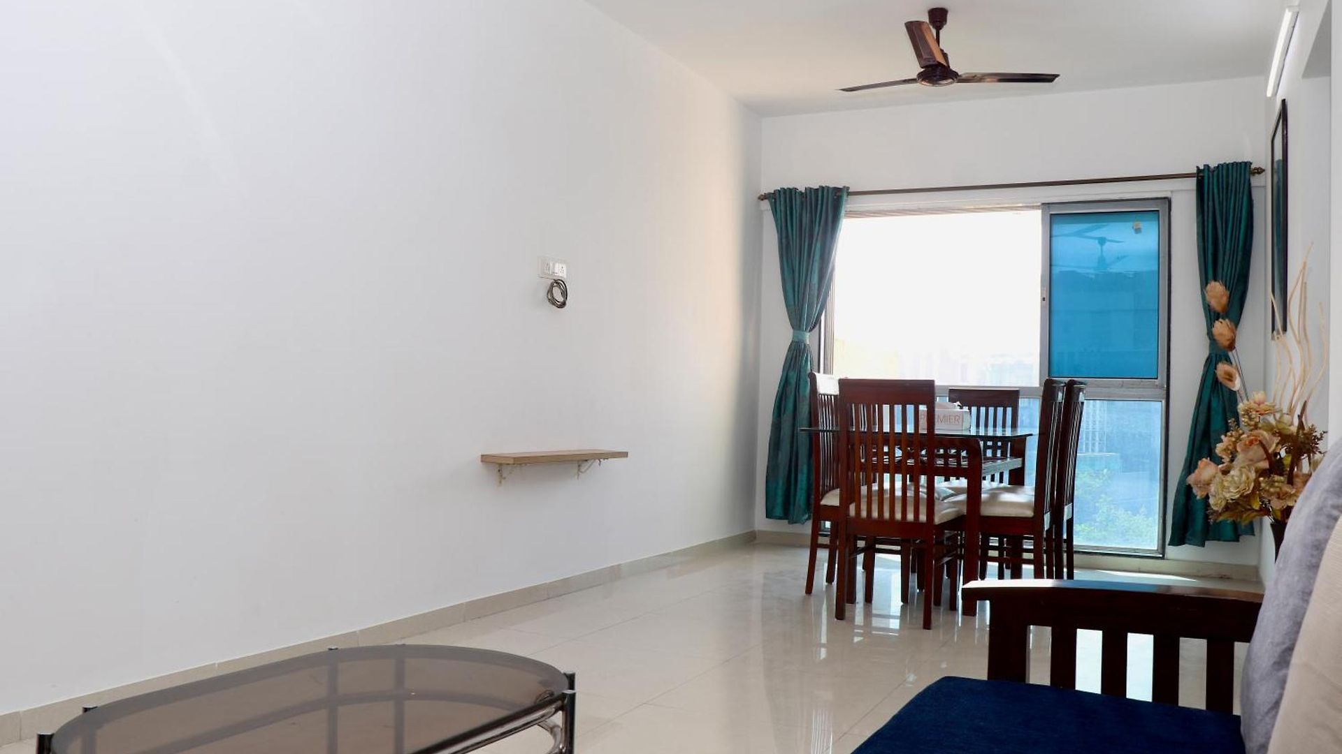 Zenith Homes - Boomerang 4* Mumbai