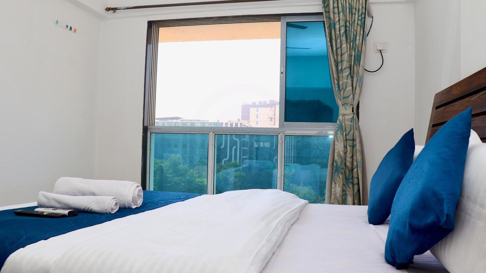 Zenith Homes - Boomerang 4*