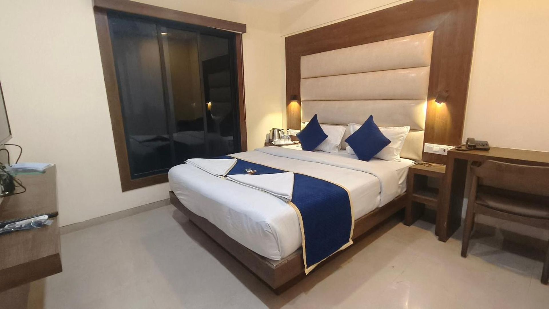 Hotel Ashraya International