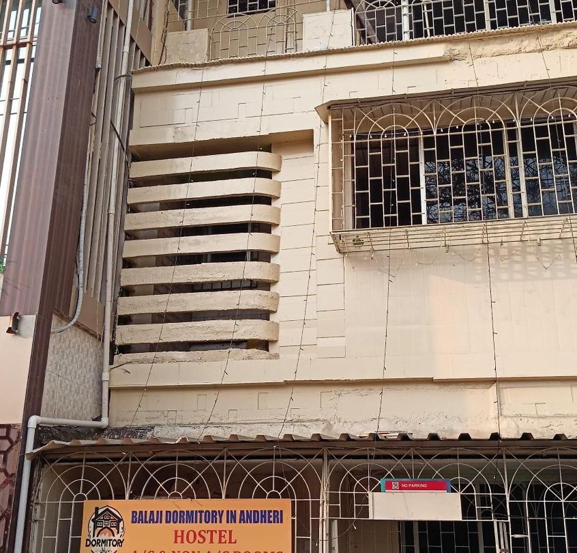 Balaji Andheri West Hostel