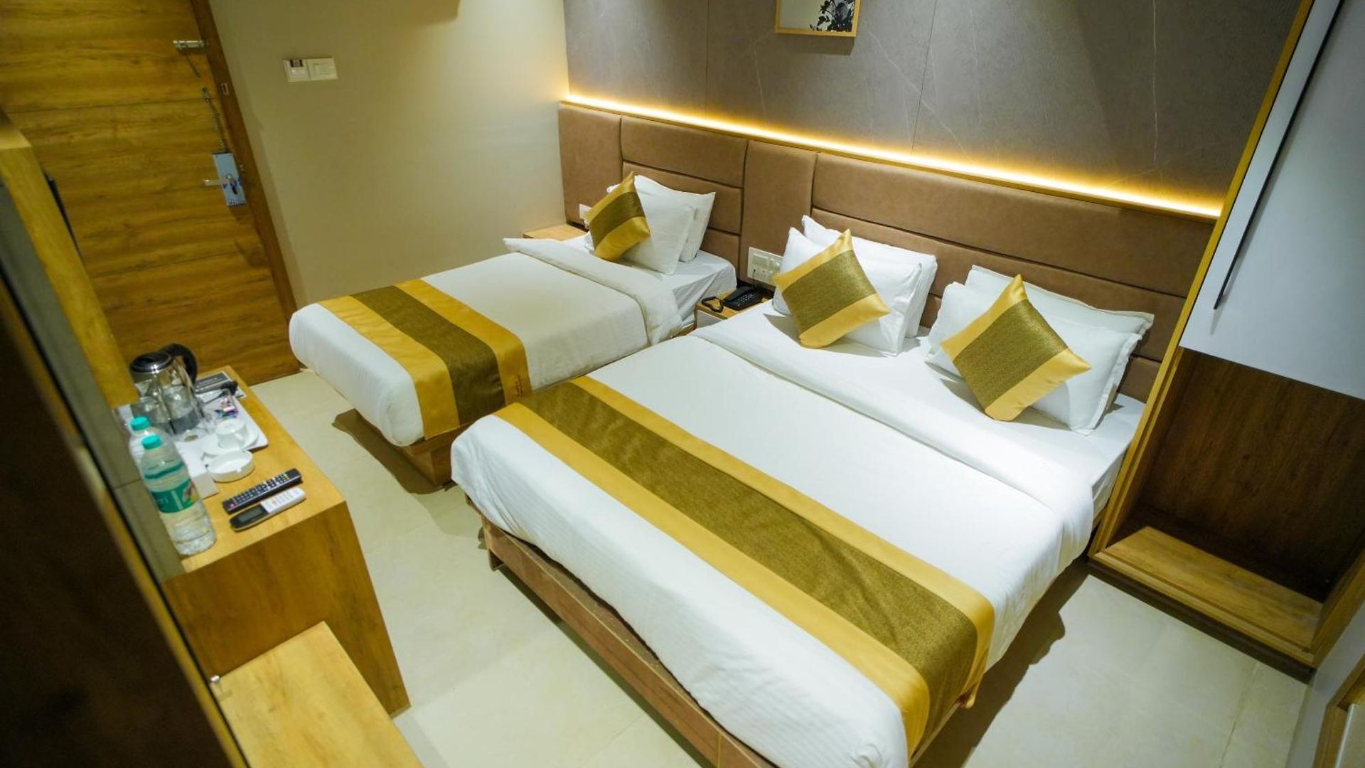 Skylink Hospitality Mahalaxmi Hotel 3*