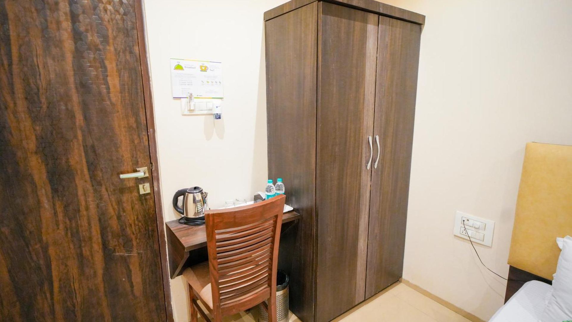 Skylink Hospitality Mahalaxmi Hotel