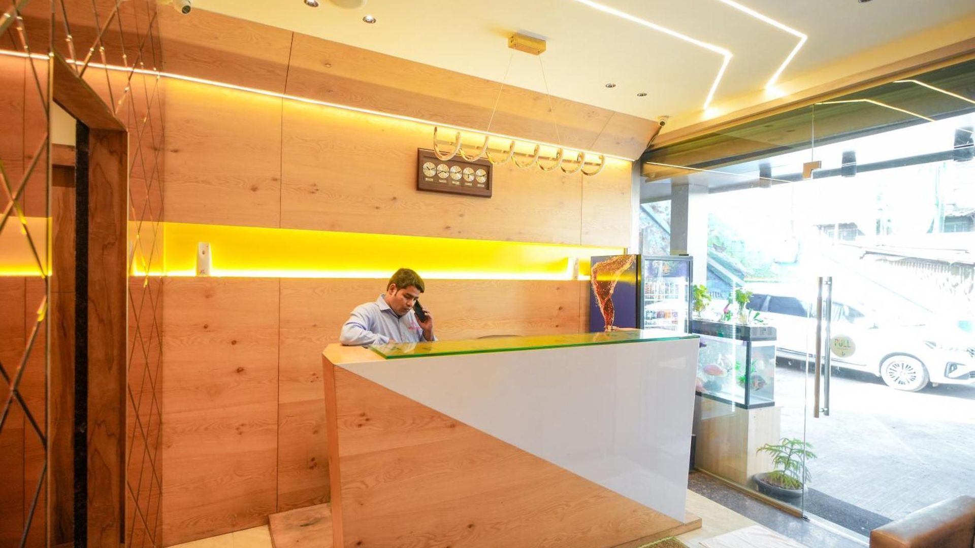 Skylink Hospitality Mahalaxmi 3*