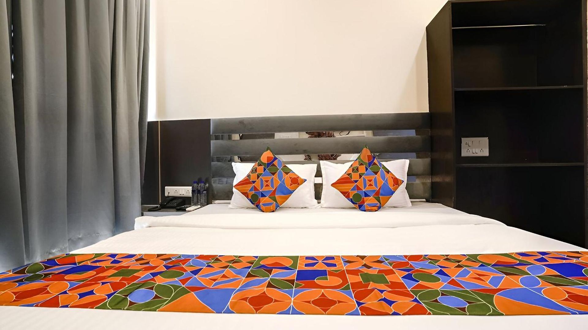 Hotel Glitz Freedom International 3*