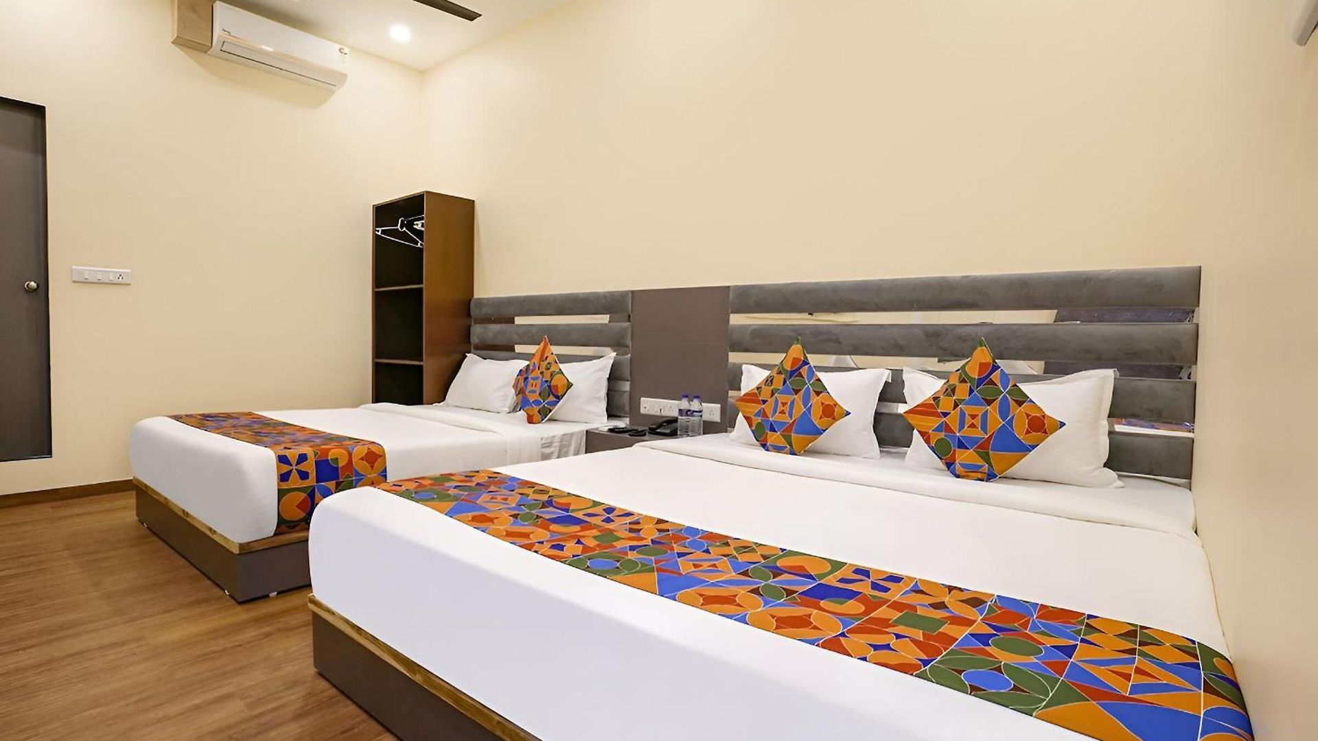 Hotel Glitz Freedom International 3*