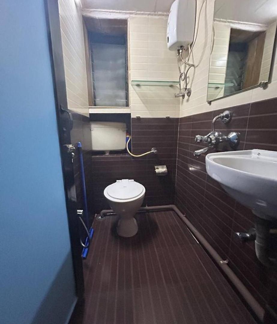 Exclusive On Linking Road Apartment
