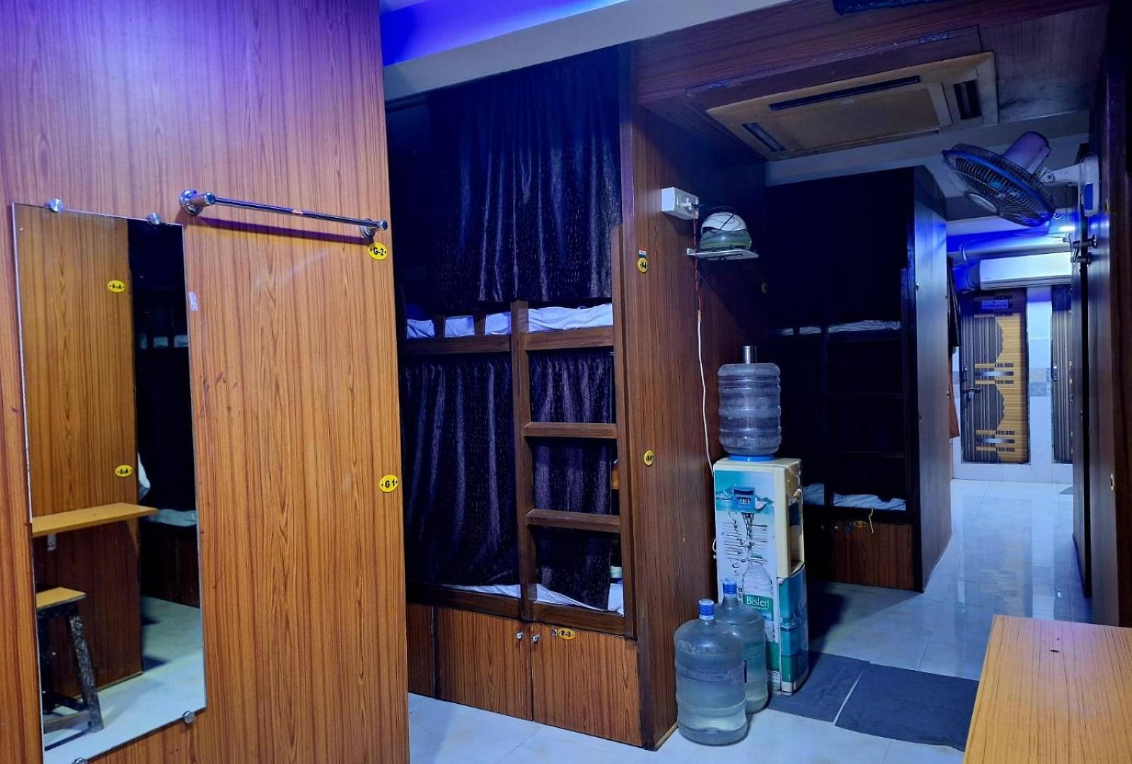 Neon Nest Suits Asalpha Metro *